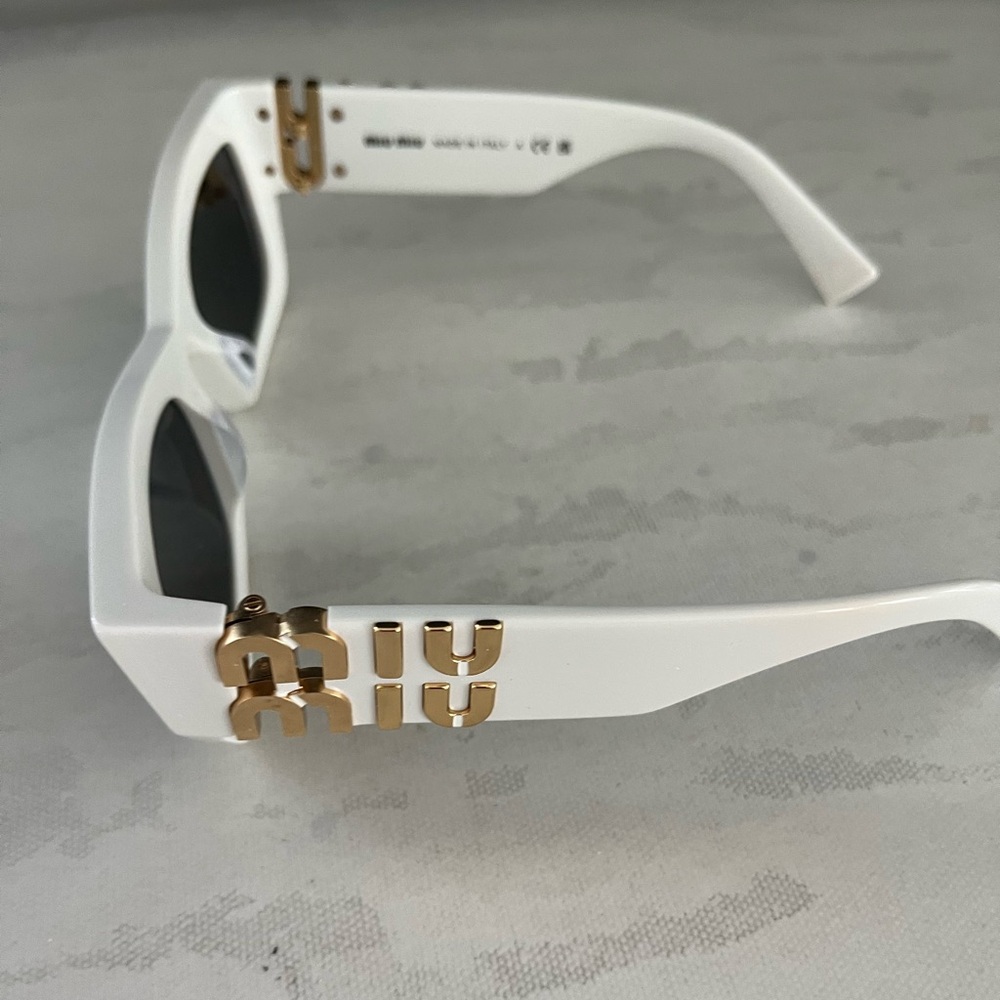 Authentic miu miu sunglasses